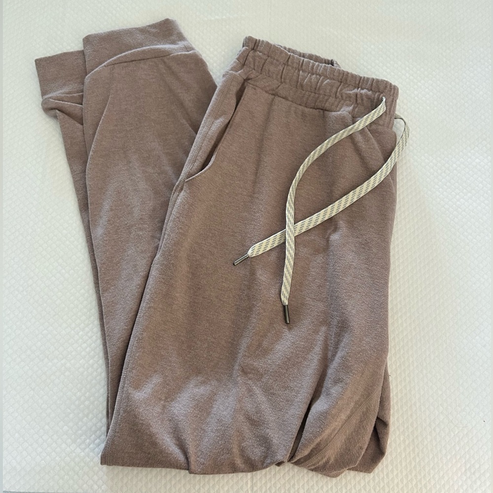 Vuori Joggers
